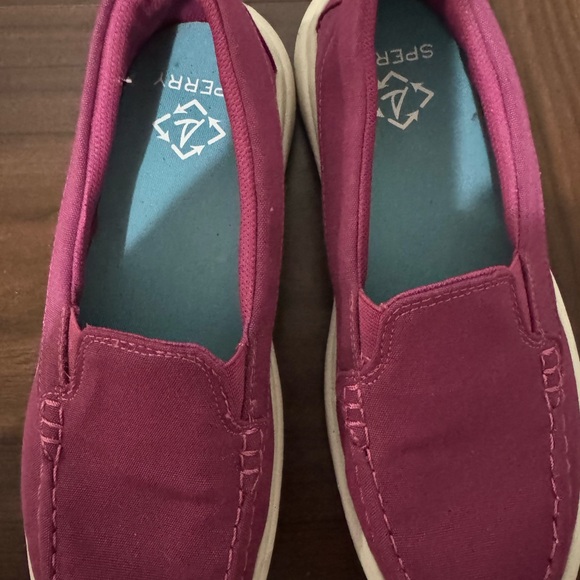 Sperry Captain's Moc Slip-on Sneakers In A Fuchsia Women's size 7.5 - Picture 4 of 6